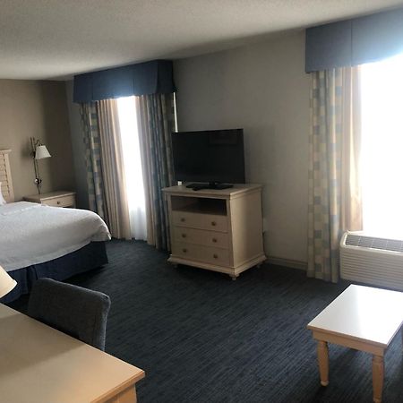 Hampton Inn & Suites - Cape Cod / ווסט יארמאות' מראה חיצוני תמונה